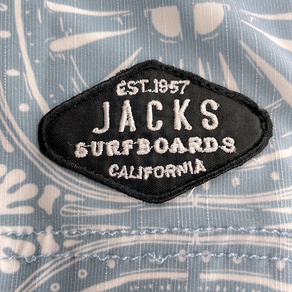 Jacks Surfboards new swim trunks.   NWOT - Picture 2 of 3